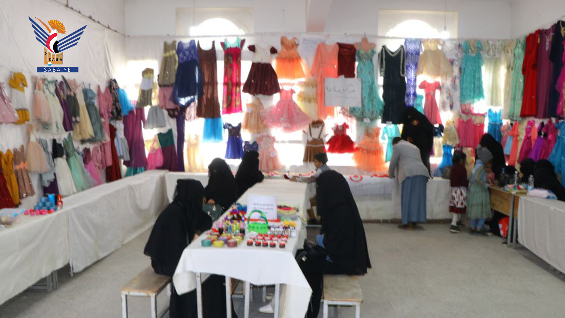 افتتاح معرض منتجات مراكز التدريب النسوية لمحو الأمية في ذمار 